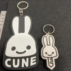 CUNEキーホルダー　2個