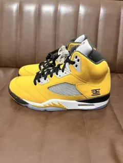 Item thumbnail for item f961d593-8139-4e4f-8081-1a896c490b28