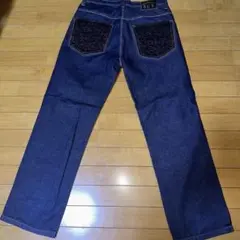Makaveli 刺繍ポケット デニムパンツ