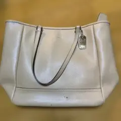 コーチ　ハンドバッグ　ショルダー付き