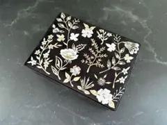 刺繍が可愛いジュエリーボックス♡