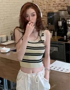SHEIN シーイン ストライプ クロップ タンクトップ ノースリーブ