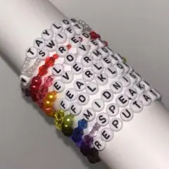 ！お値下げ中！フレンドシップブレスレット　Taylor Swift