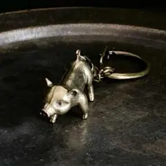 076 真鍮 キーホルダー 豚 ブタ ぶた ビンテージ 風水 開運 金運