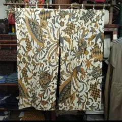 インドネシア　エスニック新品　バティック　のれん