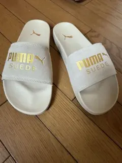 PUMA SUED サンダル ホワイト　レア　スウェード