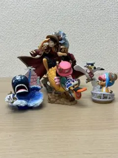 ワンピース　ルフィ　チョッパー　ラブーン　カルー　4体セット　Ａ-860