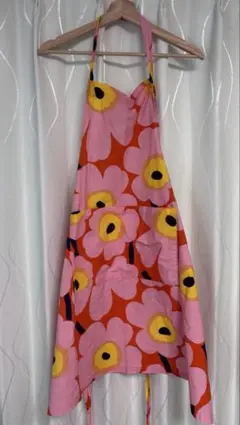 マリメッコ　marimekko エプロン　ウニッコ　ピンク　オレンジ