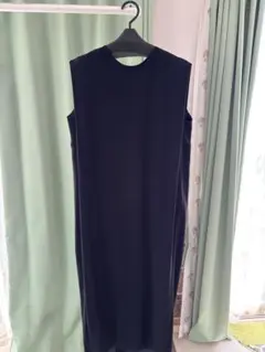 ノースリーブロングワンピース 黒