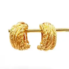 Item thumbnail for item 6f6877f1-a86b-436c-bb08-3338dee49d8e