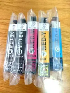 Item thumbnail for item ed0bab8a-15eb-49f9-8938-5abeb5432514