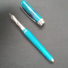 ☆廃番 新品未使用 ピナイダー ジェムストーン 万年筆 ラピスブルー ニブF☆ 新品未使用 廃番 ピナイダー ジェムストーン 万年筆 マカライト