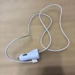 ホワイト Lightningカーチャージャー