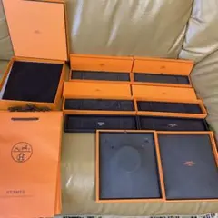 2/28迄※正規品　極美品HERMES シェーヌダンクル ブレスレット空箱ケース 正規品 美品HERMES シェーヌダンクル ブレスレット空箱ケース