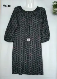 円形模様 膝丈ワンピース ビジュー付き 7分袖 チュニック M