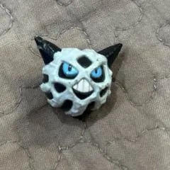 ポケモン　オニゴーリ　フィギュア