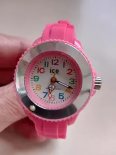 Item thumbnail for item 30160b32-1055-4f4c-99a1-b49b6a33fa3d