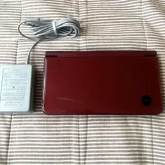 DSi LL 本体