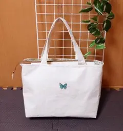 収納たっぷりトートバッグ