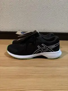 アシックス ランニングシューズ レイザービーム 20cm 新品 スニーカー