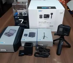 お得!GoProHERO7BLACK、ショーティー、デュアルチャージャーセット