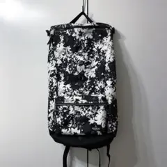 美品★インディスペンサブル/リュックサック /ボタニカル柄/ノートPC OK！