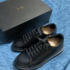 P-31 OVERSOLE BLACK EDITION 7CM スニーカー