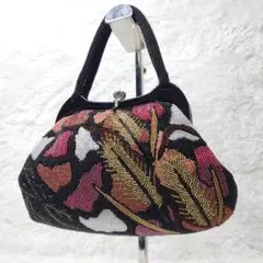 Item thumbnail for item 8c29bf9d-c4fb-4569-99aa-b5f4ccab5548