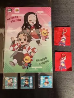 コジマ70周年コラボ、鬼滅の刃、キーホルダー、クリアファイル、シールセット