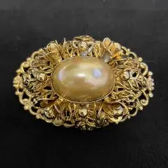 Item thumbnail for item 3d9d68d5-527d-4bef-8517-b5858d9859d3