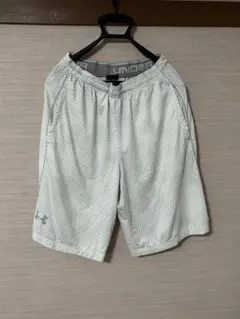 【UNDER ARMOUR】　半ズボンジャージ　メンズL ホワイト