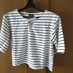 トップス　アンジェリーナ　半袖