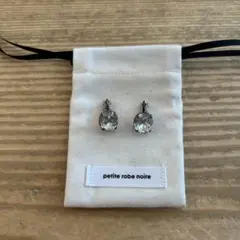 petite robe noire クリスタルイヤリング