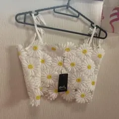デイジー柄ホワイトキャミソール