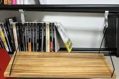 吊り下げ型　本棚　組み立て済み