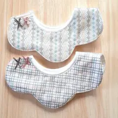 可愛いベビースタイ　よだれかけ　2枚組
