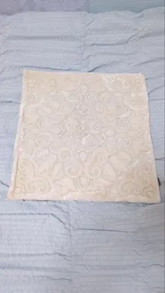 Francfranc　アイボリー 花柄刺繍 クッションカバー