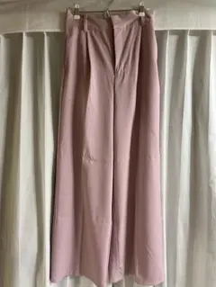 ピンク ワンタックハイウエスト　ワイドパンツ ダメージあり