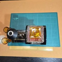 ブリキ製　ウイスキーのオルゴールボトル蒸気機関車