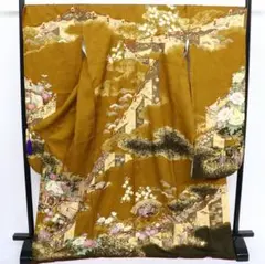 2419・成人式・振袖 辻ヶ花の紋意匠 典雅な幔幕に四季折々の花 金通し 着物