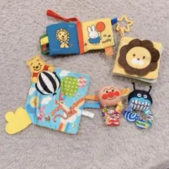 おもちゃ　ベビー　知育玩具　指先知育　歯固め　アンパンマン　プーさん　ミッフィー