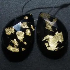 オニキスＸクリスタルAAA　金箔　ペアシェイプ　1264
