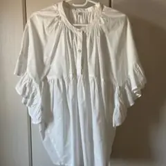 coca ガーゼ袖フリルシャツ　ホワイト Lサイズ