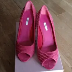 【新品・未使用品】miumiu パンプス