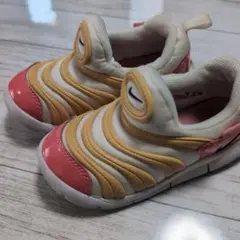 Item thumbnail for item fcee4d29-eca7-4d7d-a68d-bea67db6356a