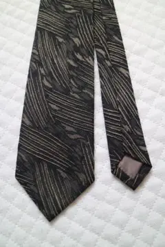 イッセイミヤケ　ネクタイ　シルク　日本製　総柄 isassy miyake