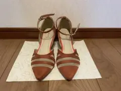 【美品】ストラップパンプス　M