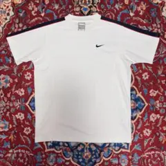 Nike ホワイト Tシャツ レディースLサイズ