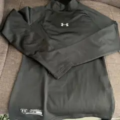 Under Armour YLG ブラック アンダーシャツ