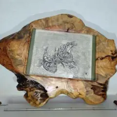 玉杢の額縁　オコゼの版画　１個